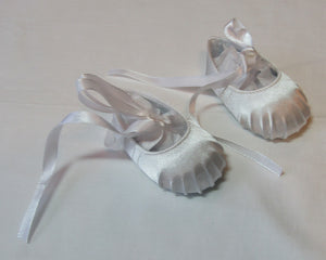 18" Doll Satin Ballet Pointe Shoes: White