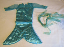 Load image into Gallery viewer, 18&quot; Doll 2 Pc Mermaid  Costume
