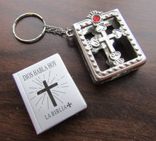 Load image into Gallery viewer, 18&quot; Doll Miniature Bible Keychain w Red or Blue Jewel: Spanish
