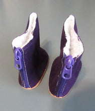 Load image into Gallery viewer, Suede Boots 18 inch Doll: Purple
