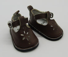 Load image into Gallery viewer, Wellie Wisher 14 inch Doll Buckle Shoes w Sunburst Cutout: Brown

