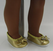 Load image into Gallery viewer, Ballet Flats with Thin Bow 18 &amp; 15 inch Doll: Gold
