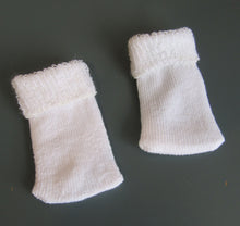 Load image into Gallery viewer, Fold-over Socks 18 &amp; 15 inch Doll: White
