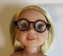 Load image into Gallery viewer, Wellie Wisher 14&quot; Doll Circle Glasses: Black
