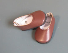 Load image into Gallery viewer, Wellie Wisher 14 inch Doll Classic Flats: Brown
