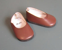 Load image into Gallery viewer, Wellie Wisher 14 inch Doll Classic Flats: Brown
