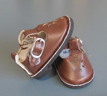 Load image into Gallery viewer, Wellie Wisher 14 inch Doll Buckle Shoes w Sunburst Cutout: Brown

