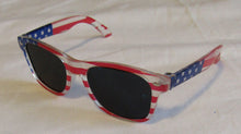 Load image into Gallery viewer, American Flag Sunglasses
