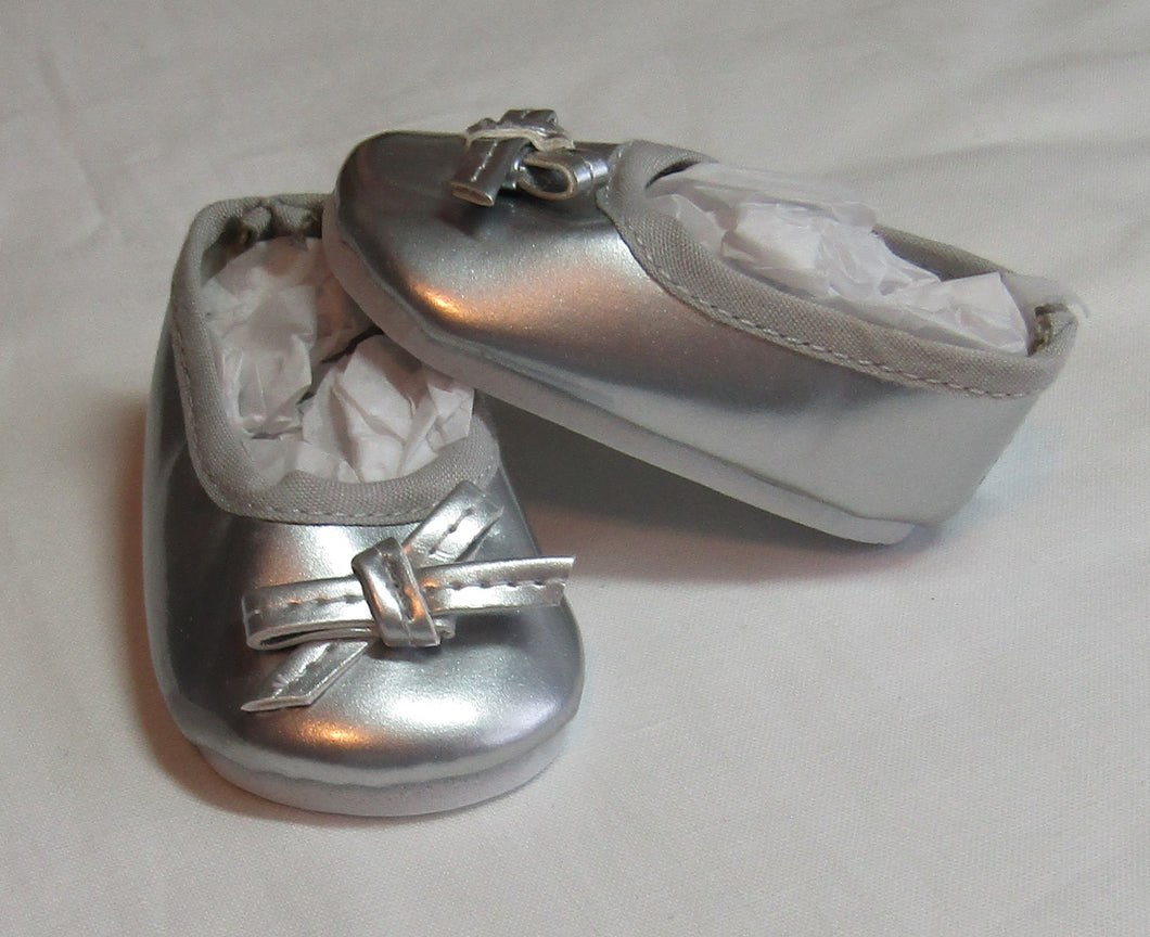 Silver Ballet Flats with Thin Bow