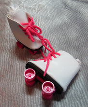 Load image into Gallery viewer, 14&quot; Wellie Wisher Doll Roller Skates: White &amp; Hot Pink
